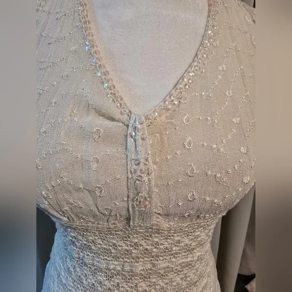 Elegant Sequin Cream Halter Dress - Picture 6 of 8